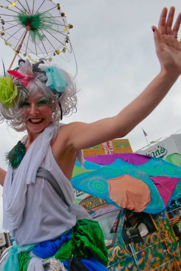 ali luminescent coney island mermaid parade barry yanowitz