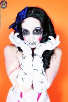 Blue Blood Hex Halloween 2006 https://www.blueblood.net/gallery/hex_halloween_2006/th_toysurprise0414.jpg