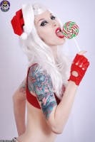 Blue Blood Razor Candi Xmas https://www.blueblood.net/gallery/razor-candi-xmas/th_blueblood-razor-candi-xmas04.jpg