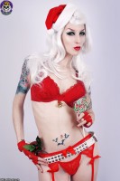 Blue Blood Razor Candi Xmas https://www.blueblood.net/gallery/razor-candi-xmas/th_blueblood-razor-candi-xmas09.jpg