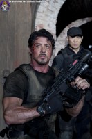 Blue Blood The Expendables https://www.blueblood.net/gallery/the-expendables/th_the-expendables-08-sylvester-stallone-jet-li.jpg